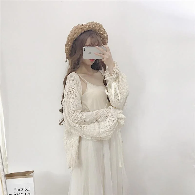 Kawaii Lace Flare Sleeved Cardigan